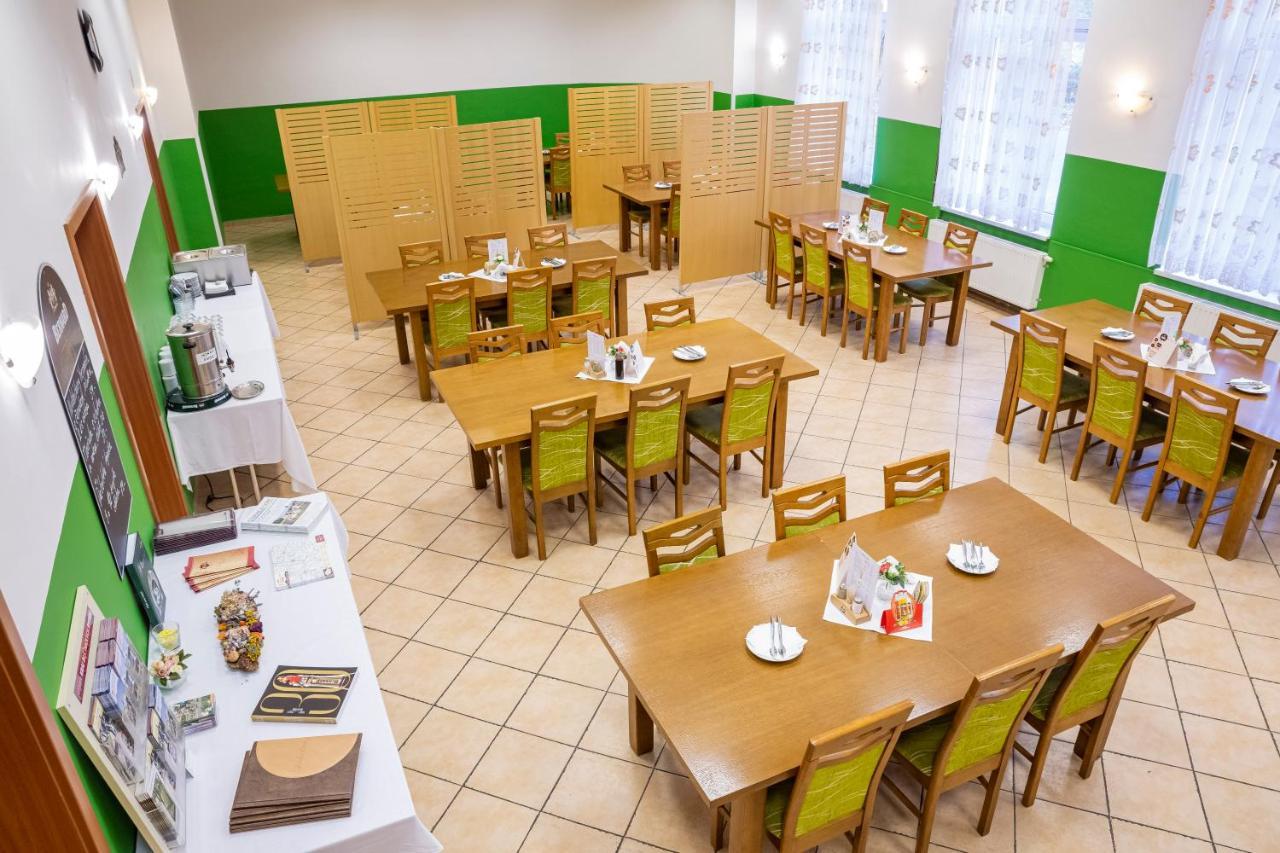 Hotel Rabbit Trhovy Stepanov Экстерьер фото