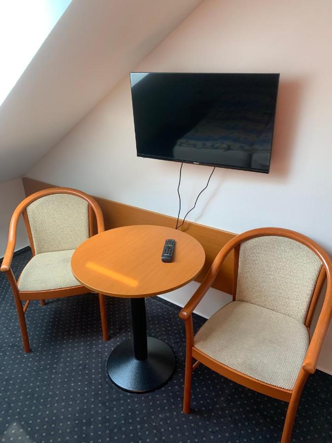 Hotel Rabbit Trhovy Stepanov Экстерьер фото
